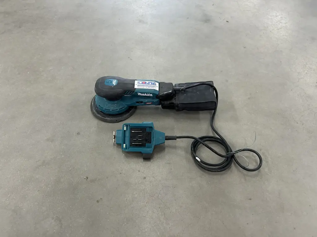 Accu rondschuurmachine 150mm 40V