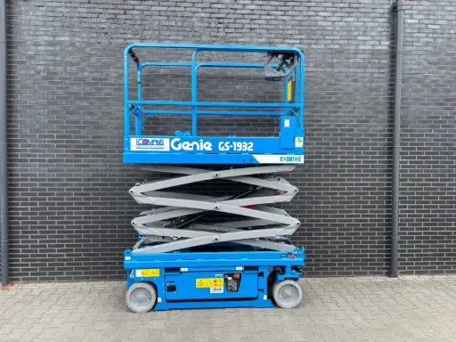 Hoogwerker 7.6M