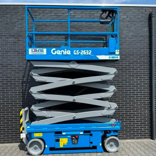 Hoogwerker 10M smal