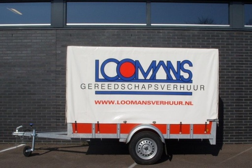 Aanhanger met huif enkelasser